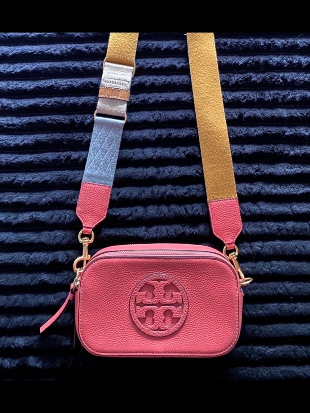 Tory Burch Pink Pebbled Camera Crossbody w/Contrast Strap FIRM$ - Picture 5 of 8